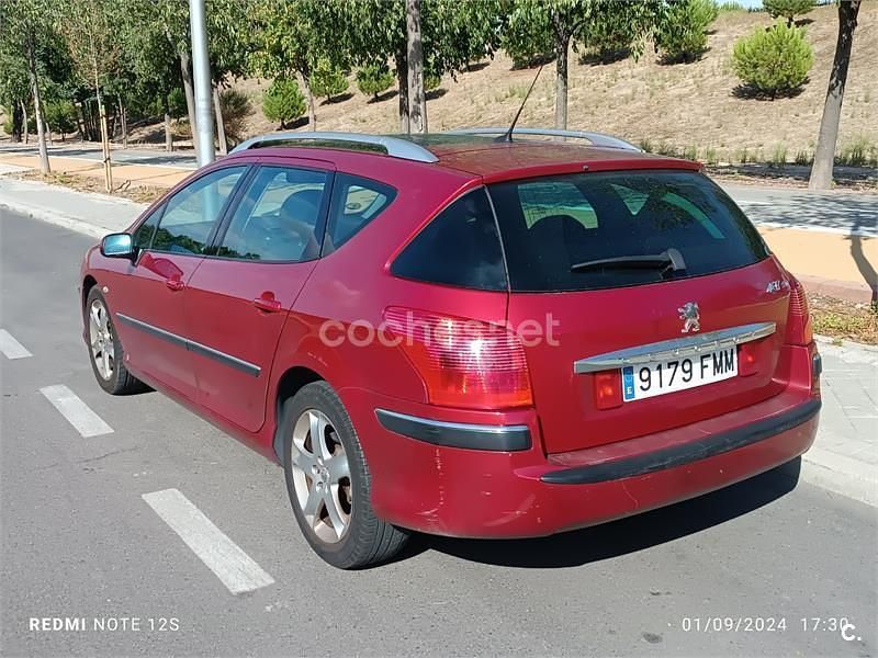 Usado Peugeot 407 Sport 136 CV (100 kW) 2007 Granate Familiar