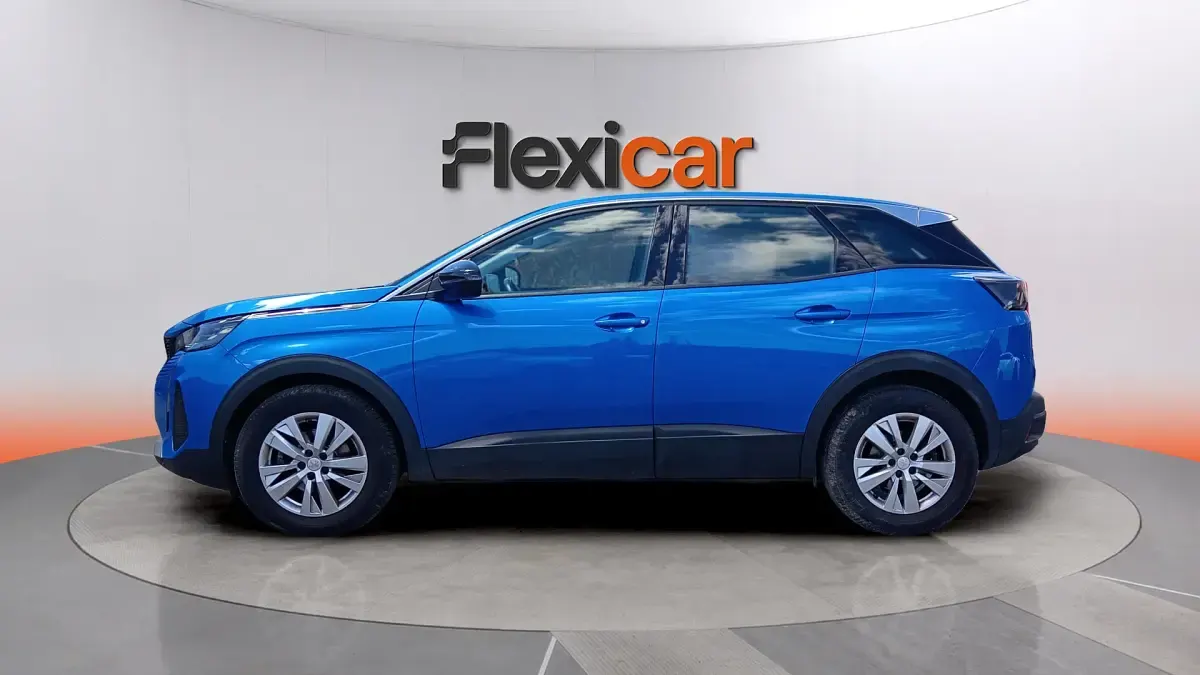 Usado Peugeot 3008 Active 131 CV (96 kW) 2022 Azul SUV
