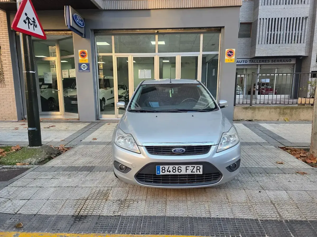 Käytetty Ford Focus Trend 109 HP (80 kW) 2008 Viistoperä