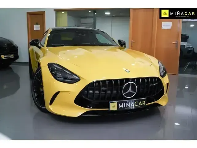 Usado Mercedes AMG GT 63 AMG 585 CV (430 kW) 2025 Amarillo Coupe