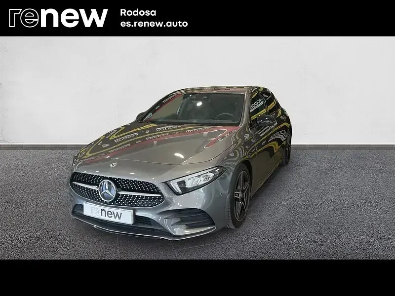 Usado Mercedes A180 136 CV (100 kW) 2020 Gris Berlina