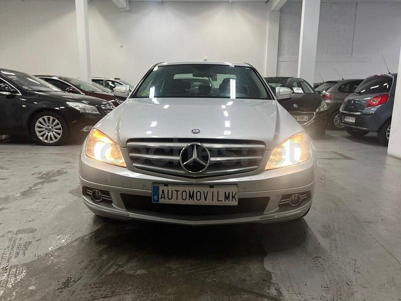 Usado Mercedes C220 Avantgarde 170 CV (125 kW) 2008 Gris / plata Berlina