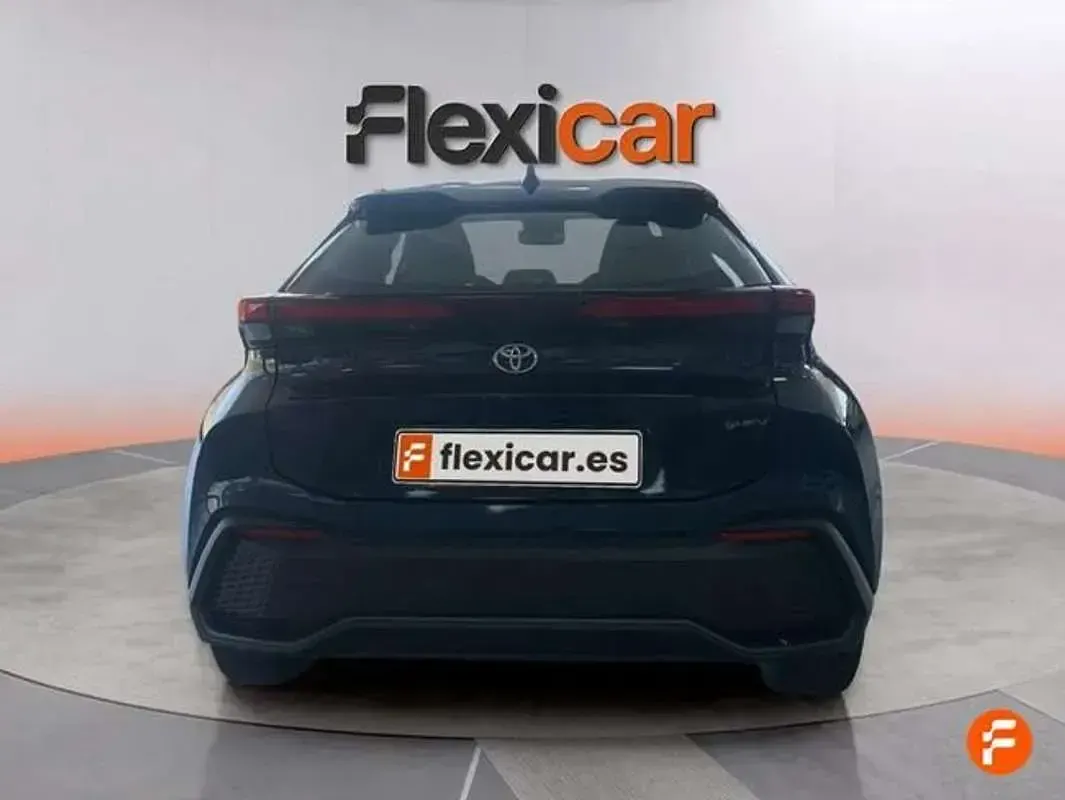 Usado Toyota C-HR Active 140 CV (102 kW) 2024 Burdeos SUV