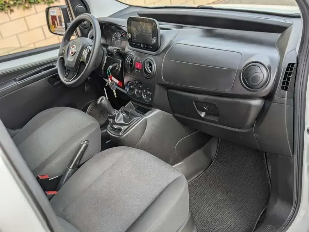 Usado Fiat Fiorino 95 CV (69 kW) 2021 Blanco Monovolumen