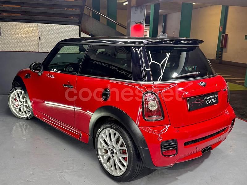 Usado Mini John Cooper Works 211 CV (155 kW) 2008 Rojo Utilitario