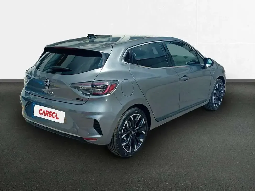Nuevo Renault Clio Techno 143 CV (105 kW) 2026 Gris Utilitario
