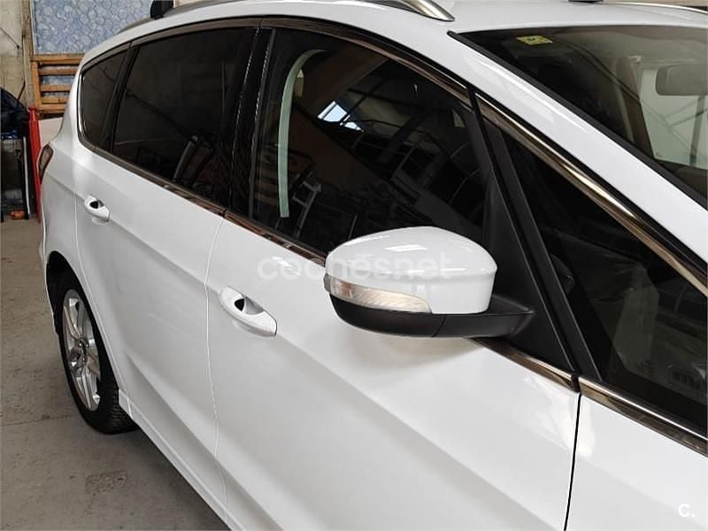 Usado Ford S-MAX Titanium 160 CV (117 kW) 2016 Blanco Monovolumen