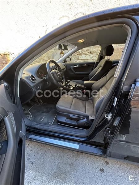 Usado Audi A3 Attraction 170 CV (125 kW) 2010 Negro Berlina