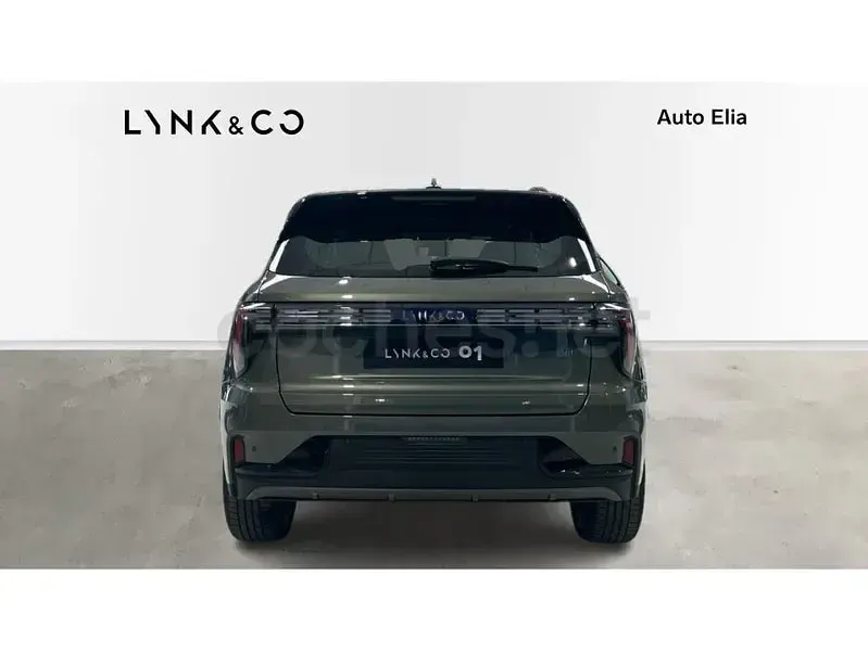 Usado Lynk & Co 01 276 CV (202 kW) 2026 Verde SUV