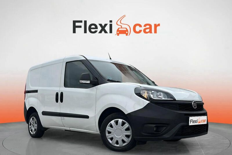 Blanco Usado 2022 Fiat Doblò Easy Monovolumen | 10.090 € (Super precio) - Imagen 1/4