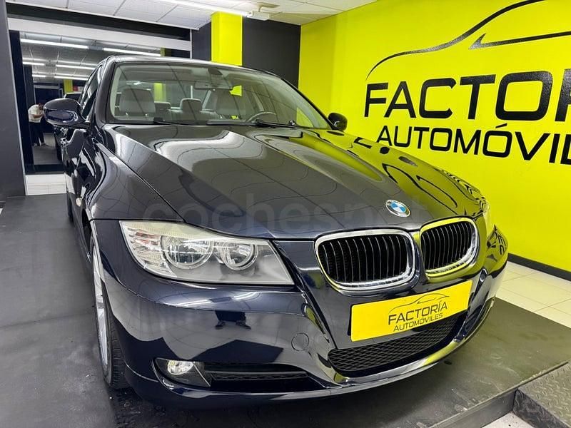 Usado BMW 318 143 CV (105 kW) 2009 Azul Berlina