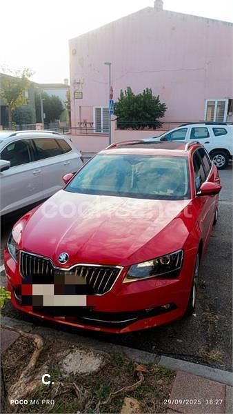 Rojo Usado 2016 Skoda Superb Style Familiar | 22.000 € - Imagen 1/4