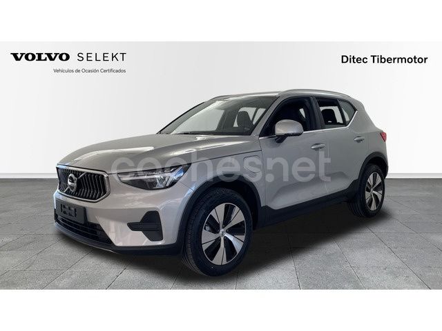 Gris Usado 2023 Volvo XC40 Core SUV | 32.700 € (Buen precio) - Imagen 1/4