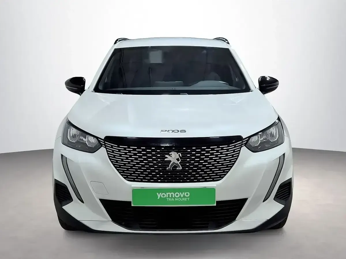 Usado Peugeot 2008 Allure 131 CV (96 kW) 2023 Blanco SUV