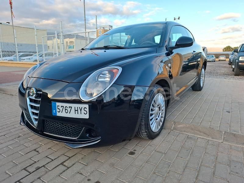 Negro Usado 2014 Alfa Romeo MiTo Utilitario | 5999 € (Precio justo) - Imagen 1/4