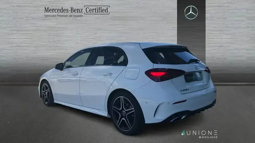 Usado Mercedes A200 150 CV (110 kW) 2025 Blanco