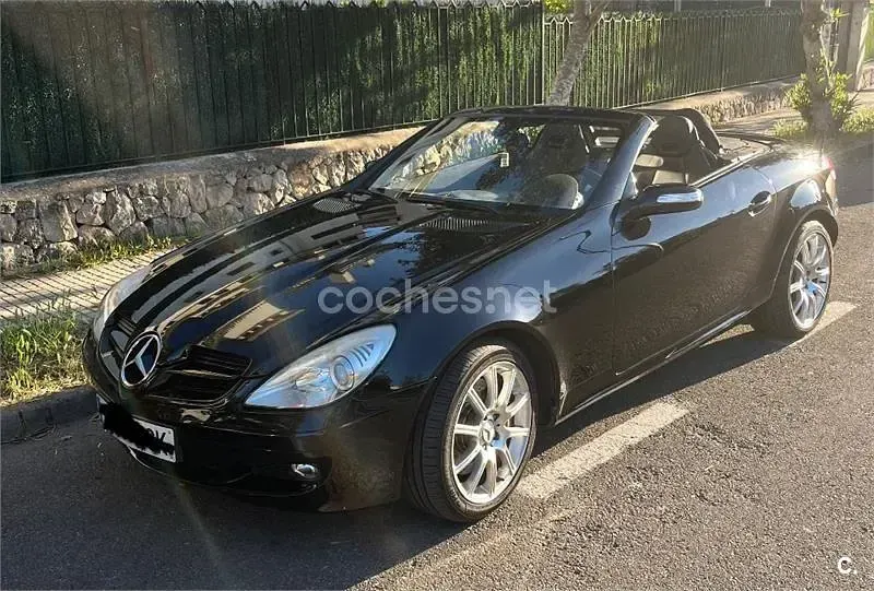 Usado Mercedes SLK350 272 CV (200 kW) 2004 Negro Descapotable