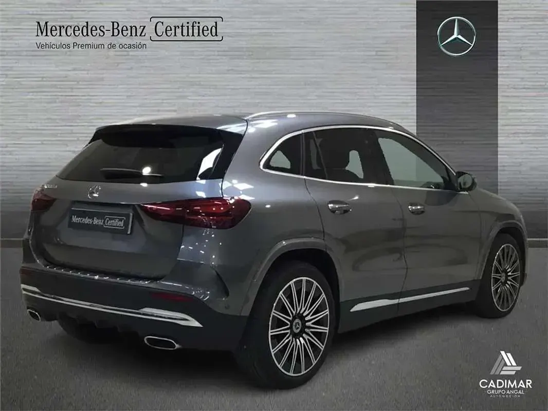Usado Mercedes GLA200 150 CV (110 kW) 2025 SUV