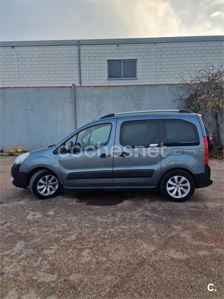 Usado Citroën Berlingo XTR 110 CV (80 kW) 2011 Azul Monovolumen