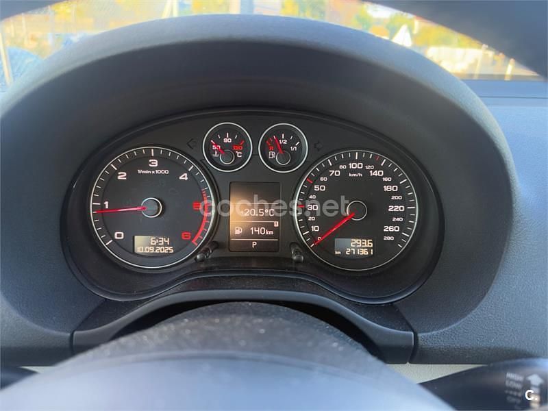 Usado Audi A3 Attraction 105 CV (77 kW) 2010 Negro Berlina