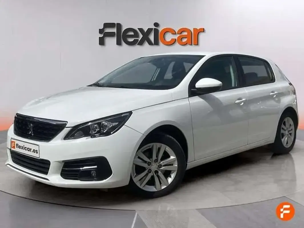 Usado Peugeot 308 Allure 131 CV (96 kW) 2021 Blanco Utilitario