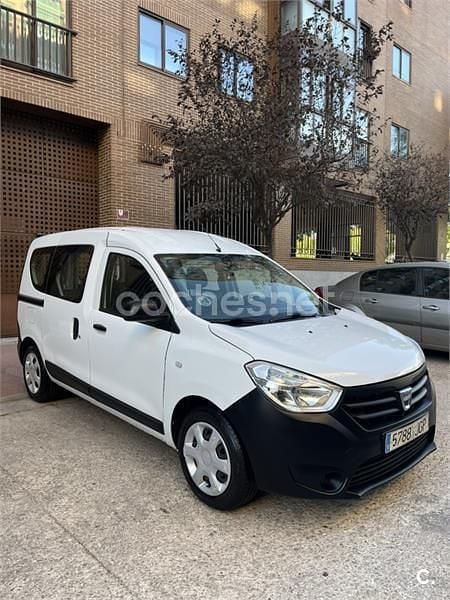 Blanco Usado 2015 Dacia Dokker Ambiance Van | 5200 € (Super precio) - Imagen 1/4
