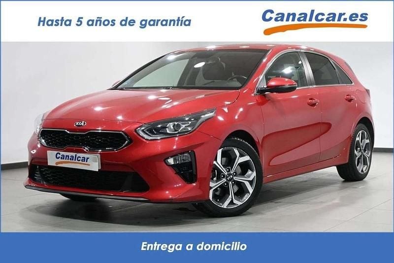 Usado Kia Ceed 136 CV (100 kW) 2021 Rojo Utilitario