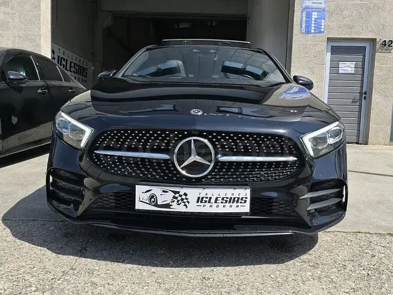 Usado Mercedes A200 163 CV (119 kW) 2022 Negro Berlina