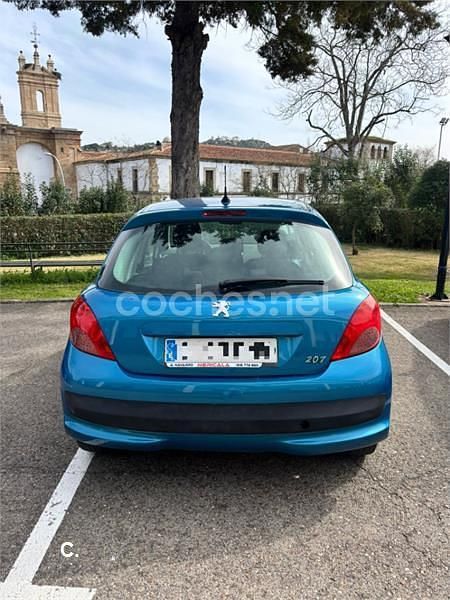 Usado Peugeot 207 75 CV (55 kW) 2007 Azul Berlina