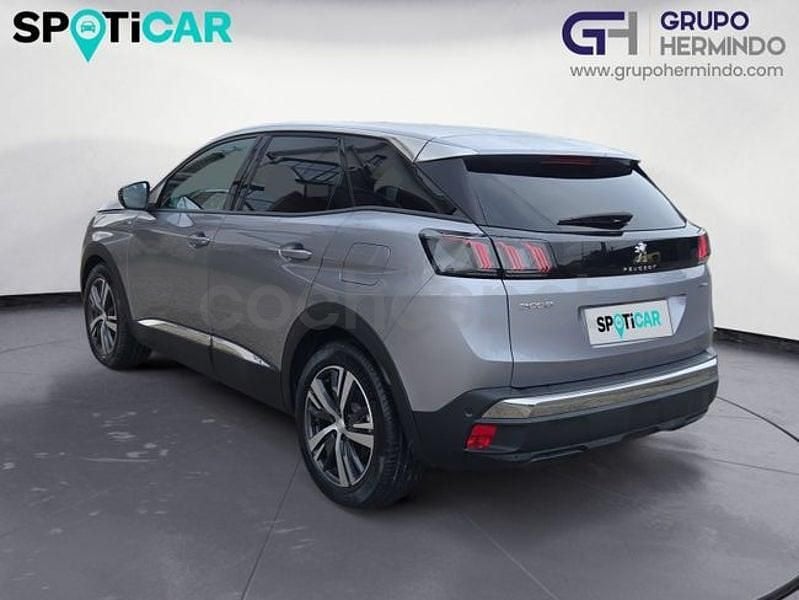 Usado Peugeot 3008 Allure 225 CV (165 kW) 2023 Gris / plata SUV