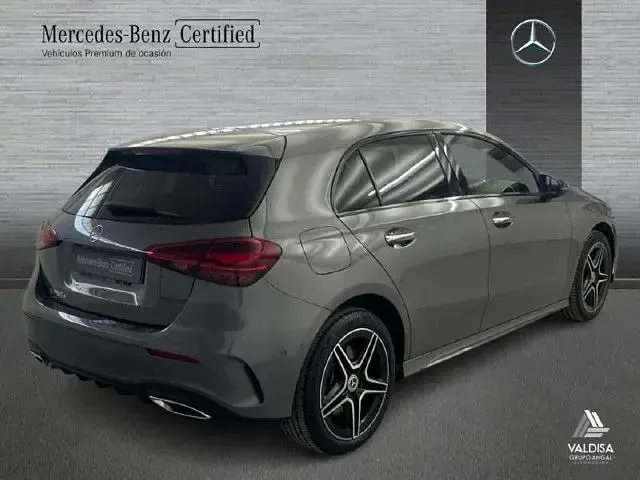 Usado Mercedes A250 218 CV (160 kW) 2025 Gris montaña
