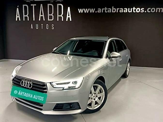 Usado Audi A4 218 CV (160 kW) 2017 Gris / plata Familiar