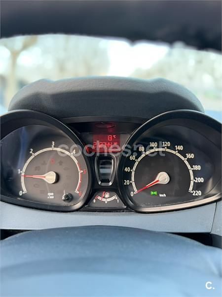 Usado Ford Fiesta Sport 90 CV (66 kW) 2010 Blanco Berlina