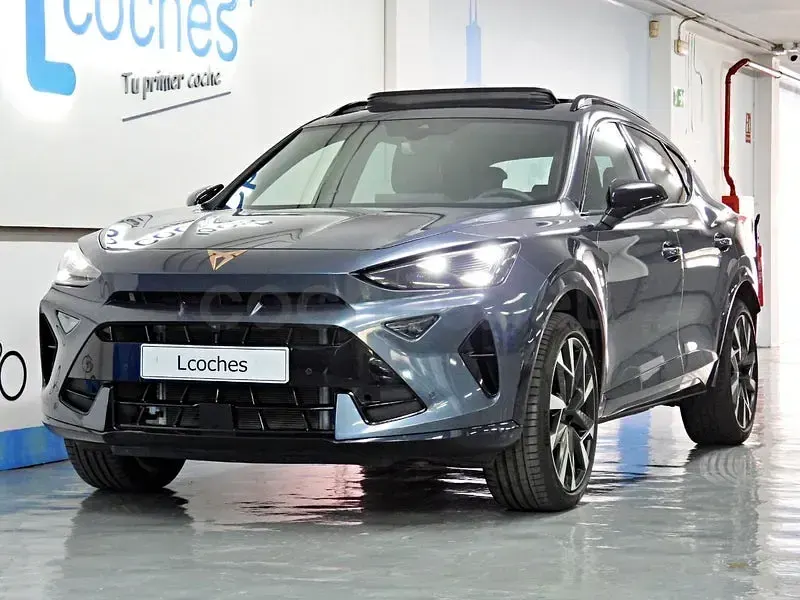 Usado Cupra Formentor 150 CV (110 kW) 2025 Gris / plata SUV
