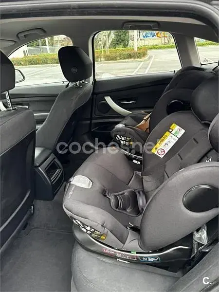 Usado BMW 318 Comfort Edition 143 CV (105 kW) 2013 Gris / plata Berlina