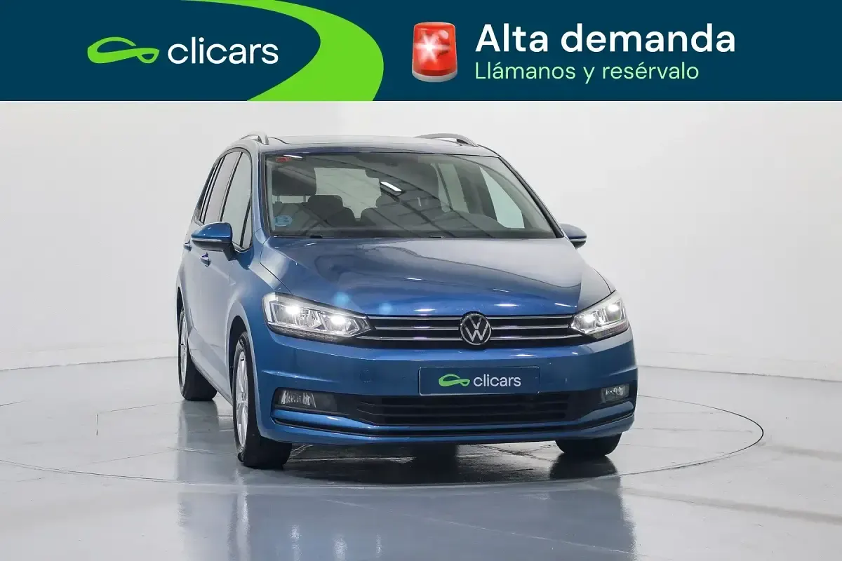 Usado VW Touran Advance 150 CV (110 kW) 2021 Azul Monovolumen