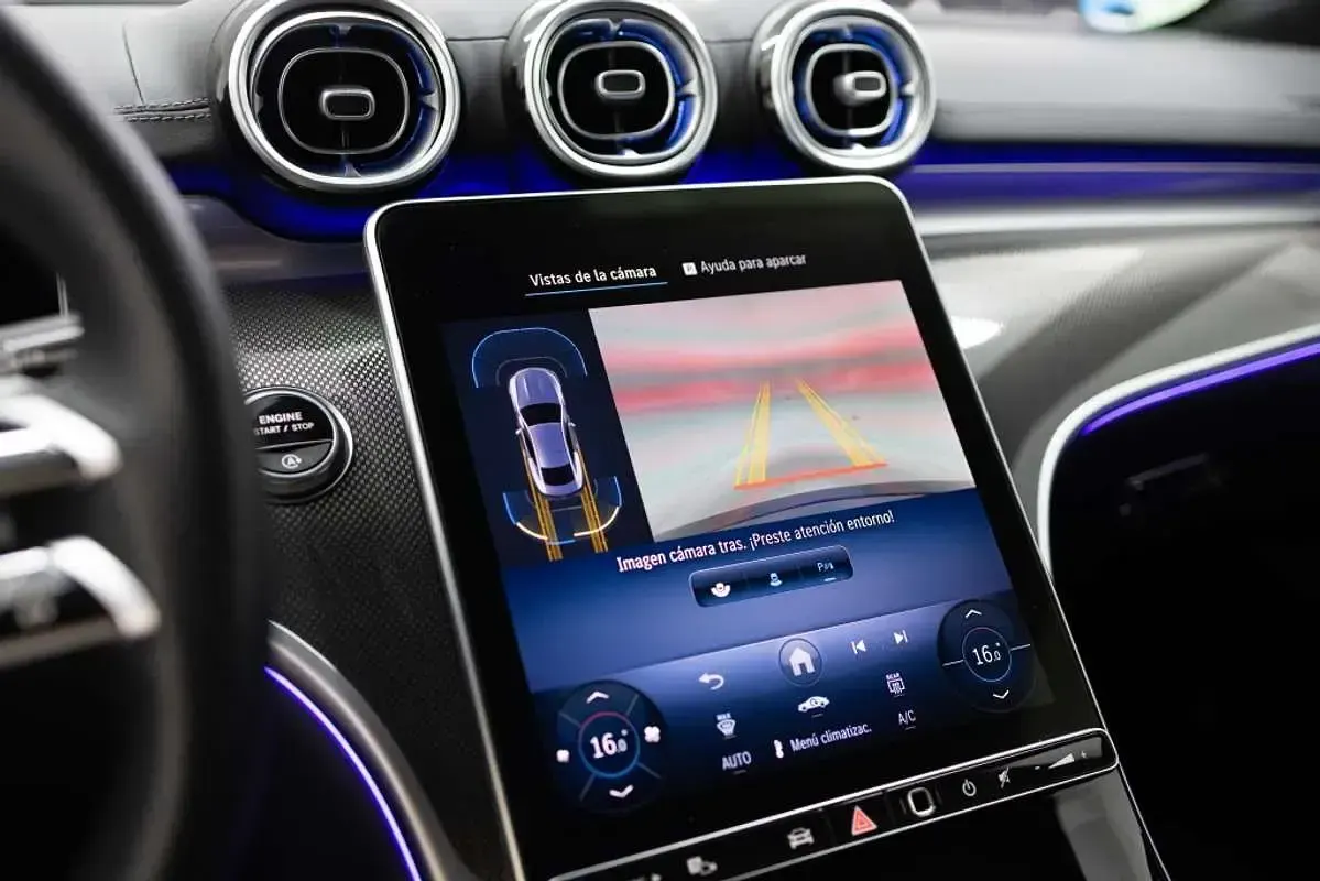 Usado Mercedes CLE220 197 CV (144 kW) 2024 Azul Coupe