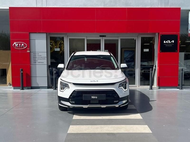 Usado Kia Niro 183 CV (134 kW) 2024 Blanco SUV