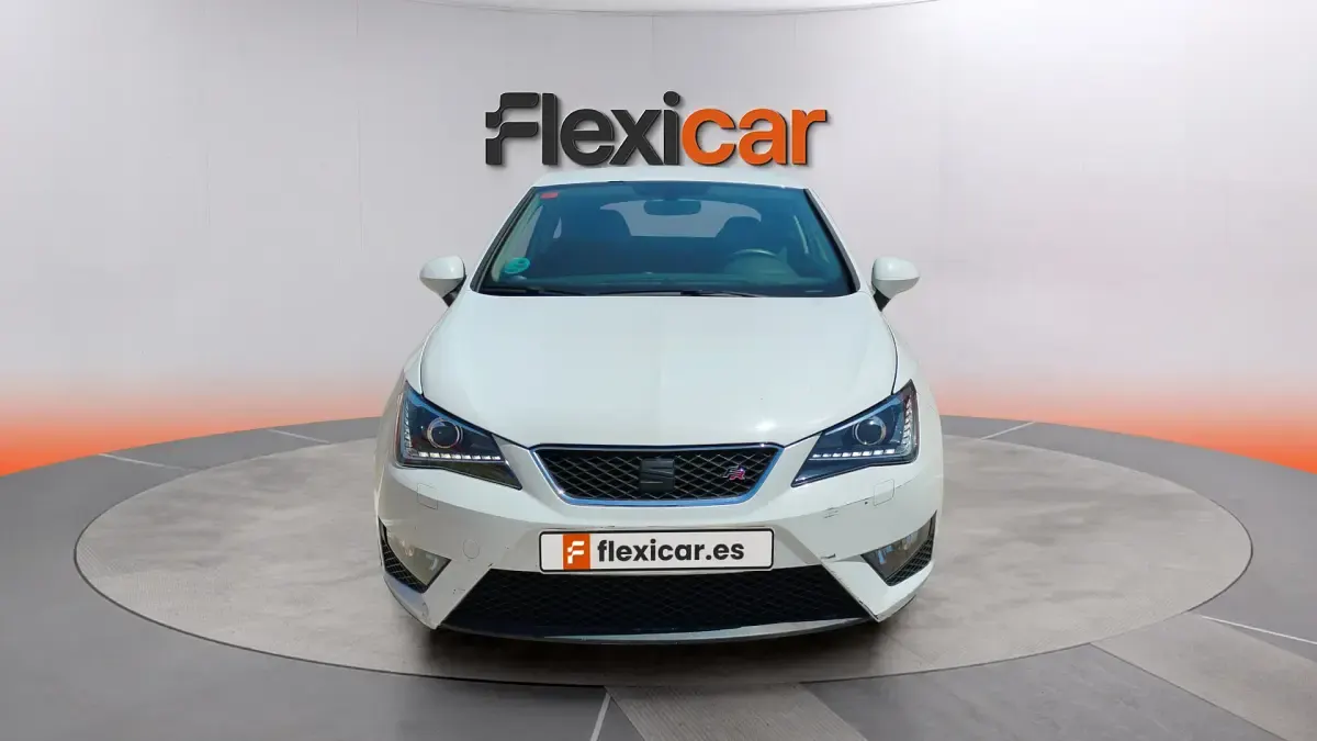 Usado Seat Ibiza FR 110 CV (80 kW) 2017 Blanco Berlina