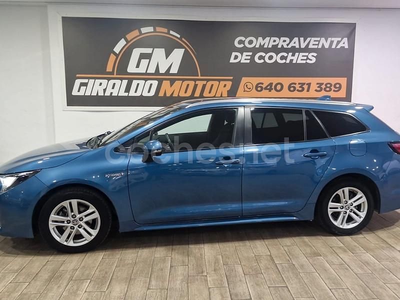 Usado Toyota Corolla Active 122 CV (89 kW) 2021 Azul Familiar