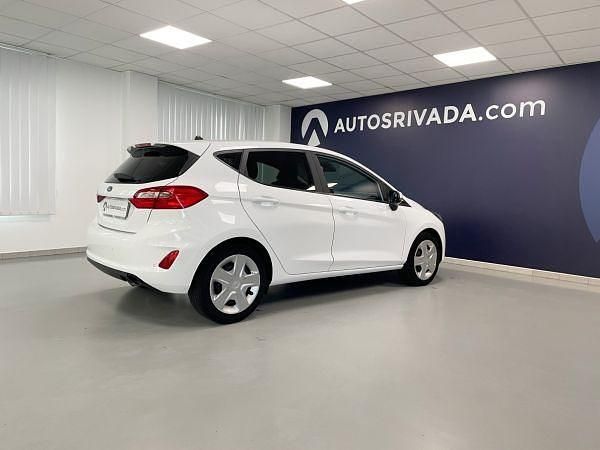 Usado Ford Fiesta Trend 85 CV (62 kW) 2019 Blanco (sólido) Utilitario