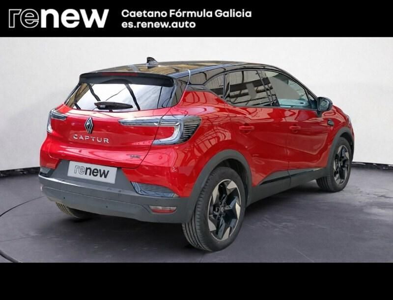 Usado Renault Captur Techno 160 CV (117 kW) 2025 Rojo SUV