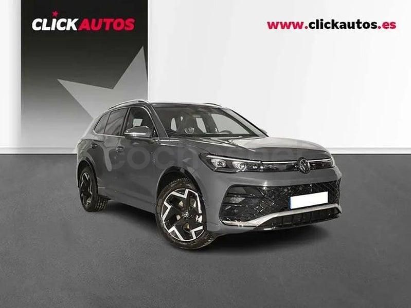 Usado VW Tiguan R-line 150 CV (110 kW) 2024 Gris / plata SUV