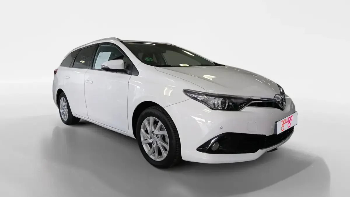 Usado Toyota Auris Active 116 CV (85 kW) 2016 Familiar