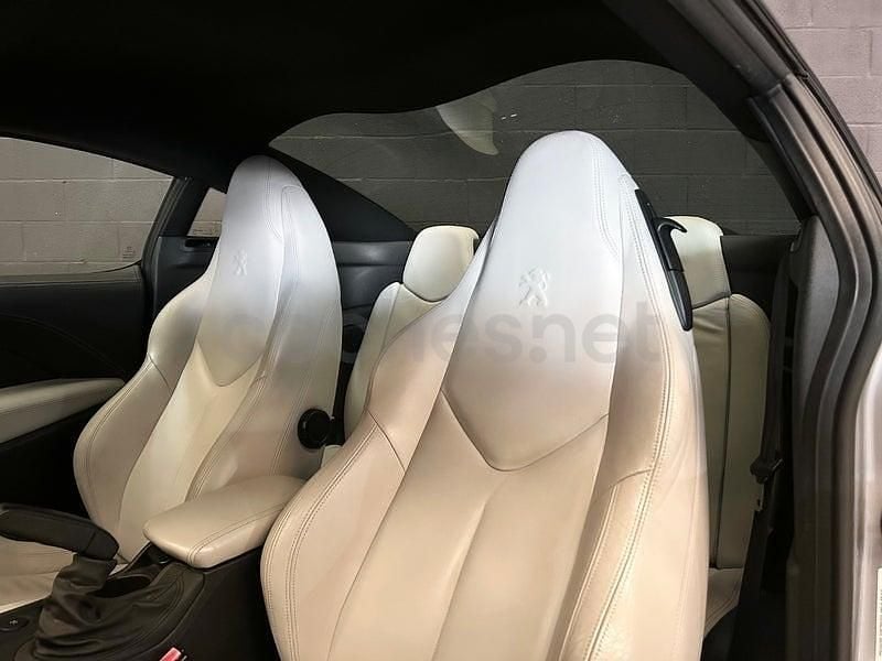 Usado Peugeot RCZ 156 CV (114 kW) 2011 Gris / plata Coupe