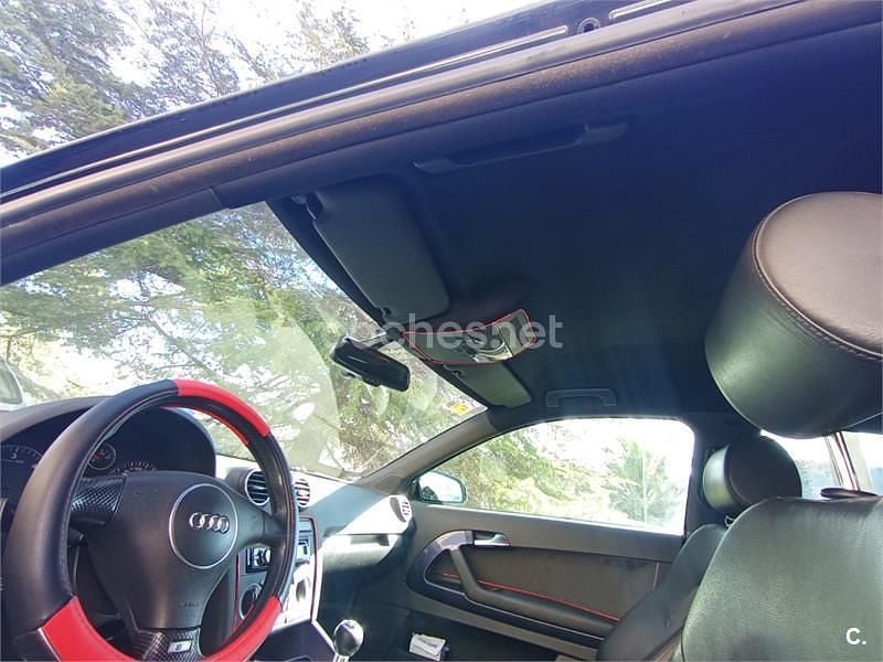 Usado Audi A3 Ambition 140 CV (102 kW) 2004 Negro Utilitario