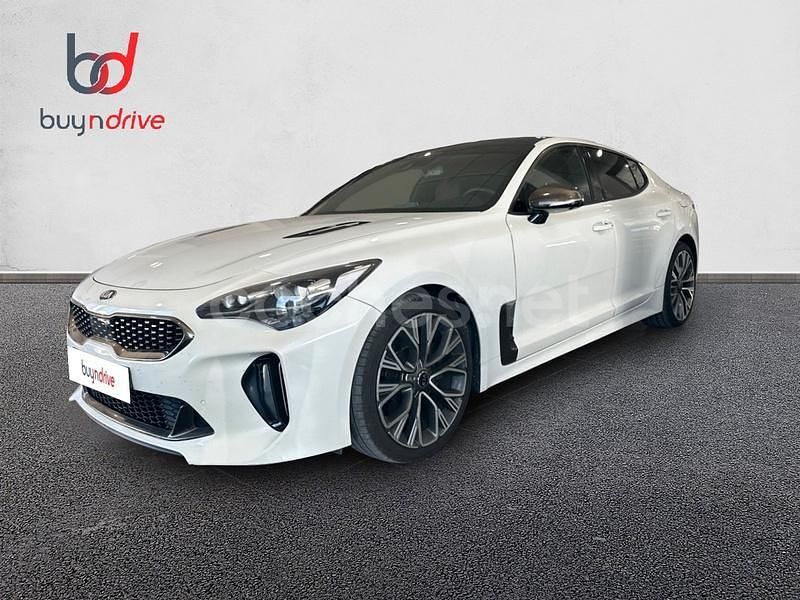 Blanco Usado 2019 Kia Stinger GT-Line Berlina | 30.490 € (Un poco caro) - Imagen 1/4