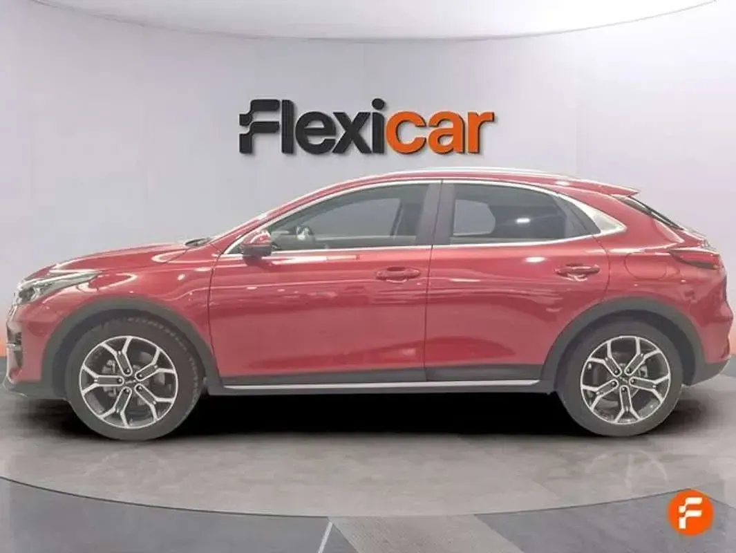 Usado Kia XCeed 120 CV (88 kW) 2022 Rojo SUV