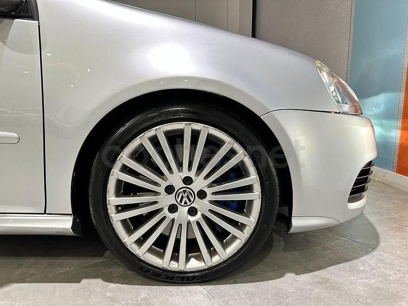 Usado VW Golf V R 250 CV (183 kW) 2007 Gris / plata Berlina