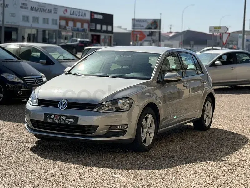 Usado VW Golf VII Advance 150 CV (110 kW) 2014 Gris / plata Berlina